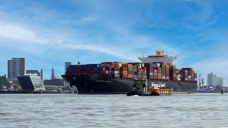 port, hambourg, bateau, transport, logistique, chargement, récipient, chaîne d'approvisionnement, grand, porte-conteneurs, cargo