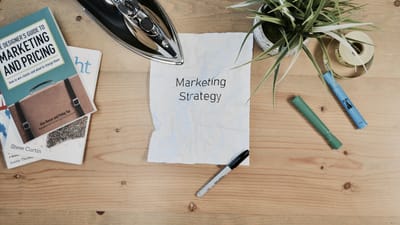 commercialisation, stratégie, marketingstrategy, entreprise, plat, conversion, prix, repassage, automation, marketingautomation, bois, brun marketing