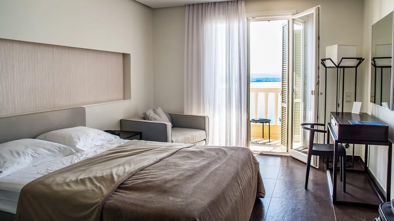 voyager, chambre d'hôtel, hôtel, pièce, lit, espace intérieur, entreprise, relaxation, vacances, hébergement, suite, touristique, lit double, dormir, pension, couvre lit, resort, tourisme, hôtel, lit, lit, hébergement, hébergement, hébergement, hébergement, hébergement, suite