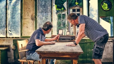 hommes, analyser, homme, discuter, la démo, stratégie, idée, échange, analyse, question, planifier, concept, équipe, présentation, planification, la communication, publicité, discuter, discuter, discuter, discuter, discuter