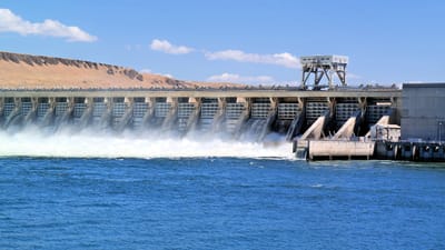 endiguer, fleuve, l'eau, paysage, puissance, hydro électrique, vert, scénique, environnement, électricité, énergie, ingénierie, déversoir, de la rivière bleue, nature, l'énergie bleue, blue power