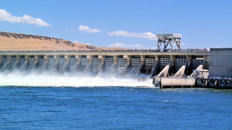 endiguer, fleuve, l'eau, paysage, puissance, hydro électrique, vert, scénique, environnement, électricité, énergie, ingénierie, déversoir, de la rivière bleue, nature, l'énergie bleue, blue power