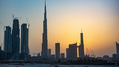 constructions, dubai, émirats arabes unis, l'architecture, construction, gratte-ciel, ville, moderne, émirats, imeuble, fabrication de, luxe, ciel, hôtel, horizon, métro, le coucher du soleil, centre ville, problèmes, désert, les constructions dans le désert, nature, blue hotel