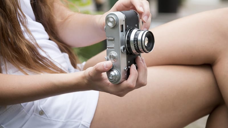 fille, la caméra, photos, la photographie, prendre des photos, rétro, vieille, photo, ancien, classique, femme, femme photographe, photographe, jeune femme, kamyanets-podilsky, photos, photos, photos, photos, photos, photographe, photographe, photographe