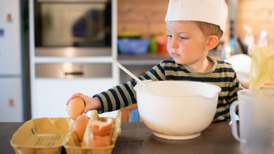 cuisiner, nos chefs, apprenti, stagiaire, jeune, enfant, cuire, les joues des enfants, formation, helper, aider, aide de cuisine, cuisine, pain, boulanger, enseignement, apprenti, apprenti, apprenti, apprenti, apprenti, stagiaire, stagiaire, stagiaire, aider, boulanger