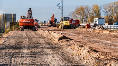chantier de construction, autoroute, rénovation, les travaux de construction, chantier d'autoroute, embouteillage, arriéré, contrariété, pont, brückenreparatur, rheinbrücke, excavatrice, renouvellement de la route, a6, rhin, sandhofen, bade-wurtemberg, rhénanie-palatinat, chantier de longue haleine, véhicules, dauerstau, rénovation, excavatrice, excavatrice, excavatrice, excavatrice, excavatrice