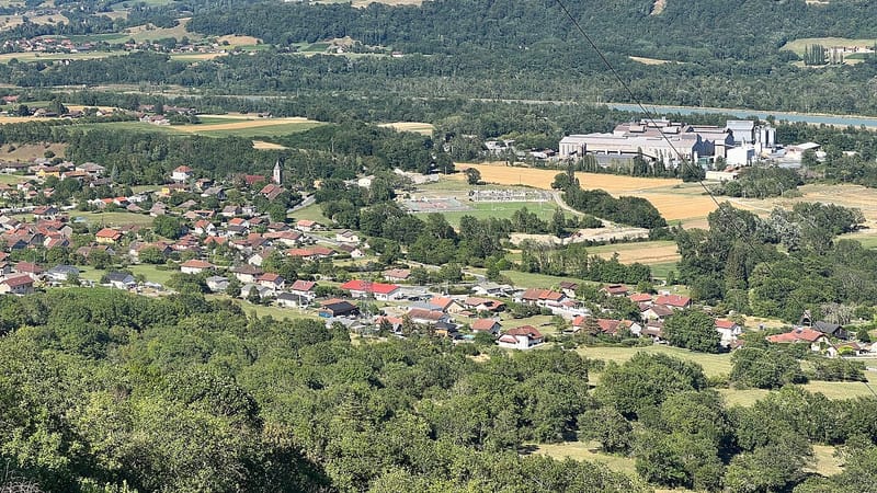 Corbonod — Vue Anglefort - Anglefort (FR01) - 2023-07-14 - 2