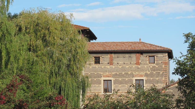 Montluel — Vue du moulin Girard