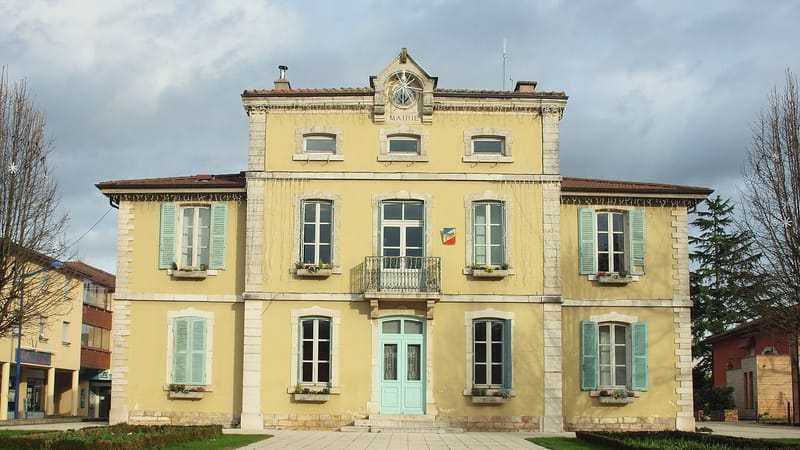 Viriat — Viriat-FR-01-mairie-4