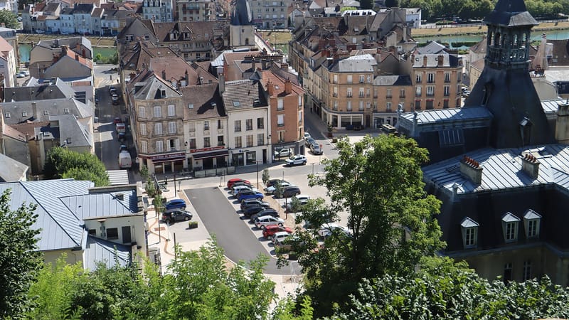 Château-Thierry — Place de l'Hôtel de Ville de Château-Thierry