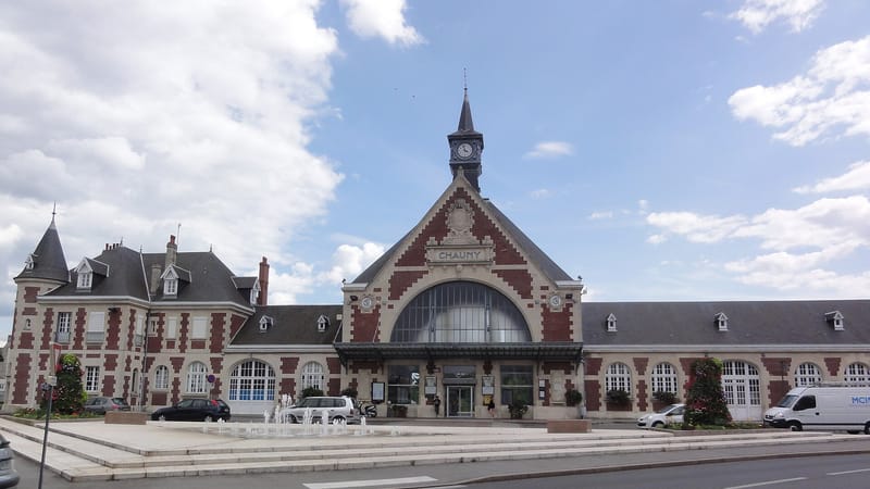 Chauny — Chauny (Aisne) la gare (02)