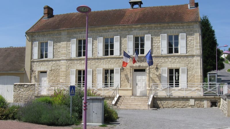 La Ferté-Milon — Silly-la-Poterie mairie