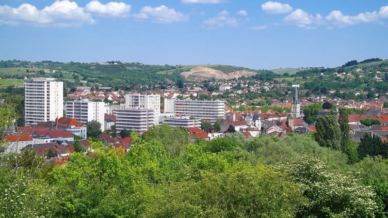 Cusset — Vue sur le centre de Cusset depuis Montbeton