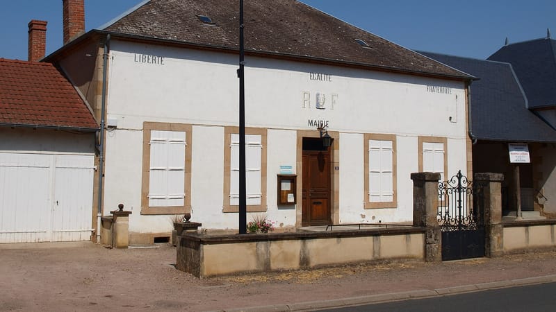 Limoise — Limoise-FR-03-la mairie-02