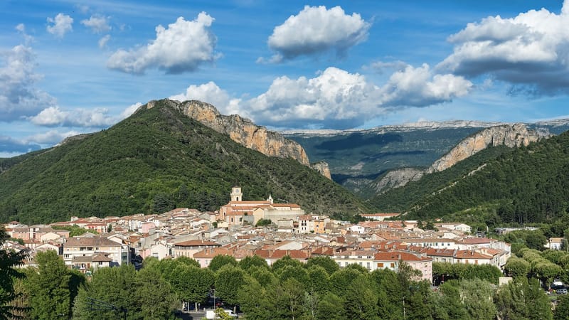 Digne-les-Bains — Digne les bains - vue est