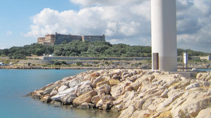 Antibes — Fort carre port vauban Antibes
