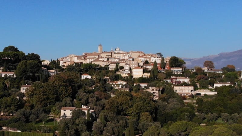 Mougins — Mougins 01 (cropped)