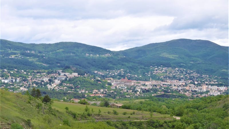 Privas — Panorama de Privas en mai 2021