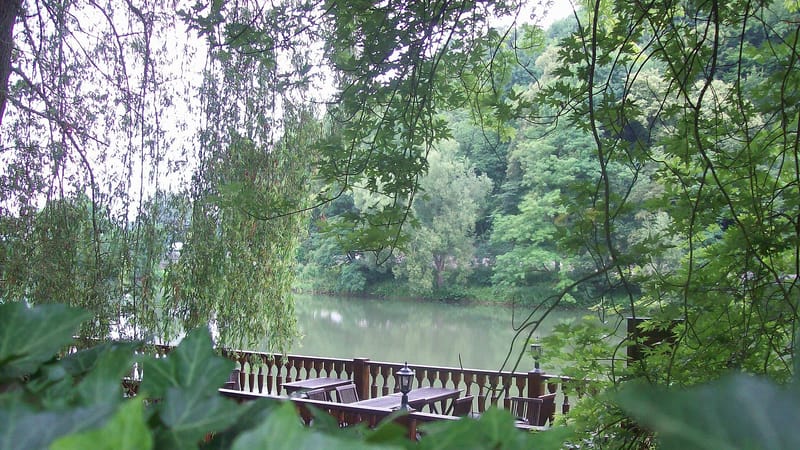 Charleville-Mézières — La Meuse vue du quai Rimbaud à Charleville-Mézières