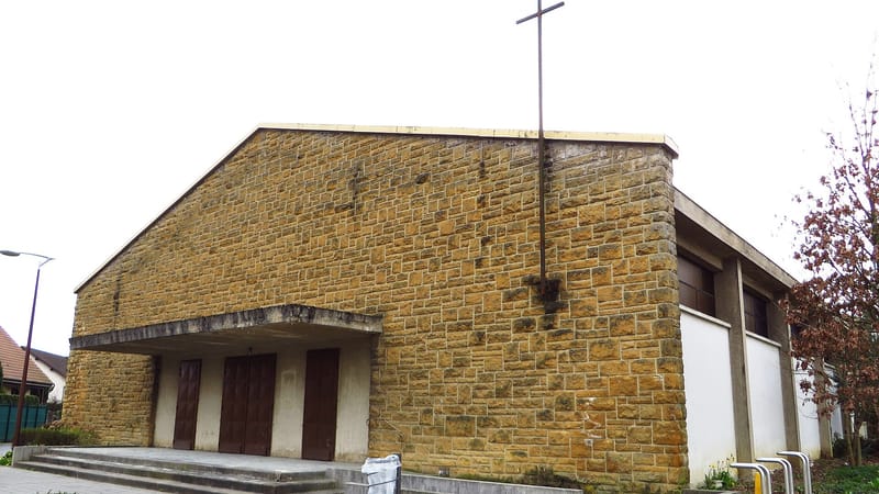 Sedan — Sedan eglise moderne