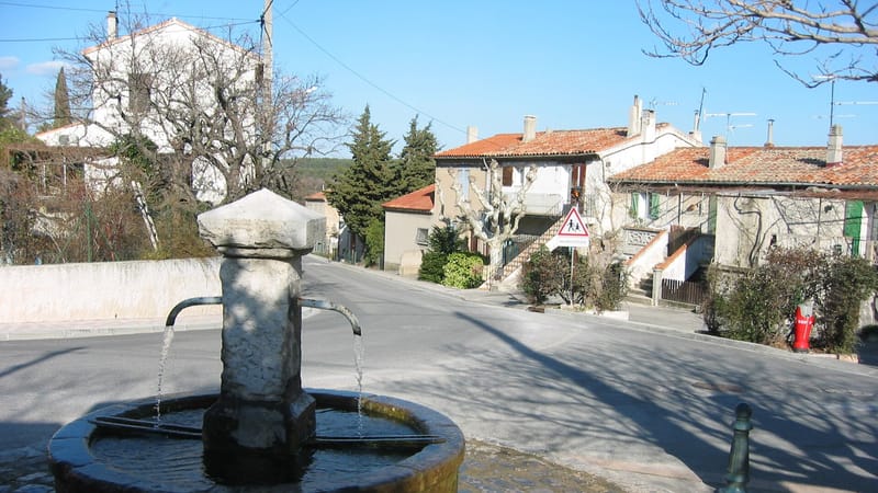 Marseille 11e Arrondissement — Fontaine de la Valentine1