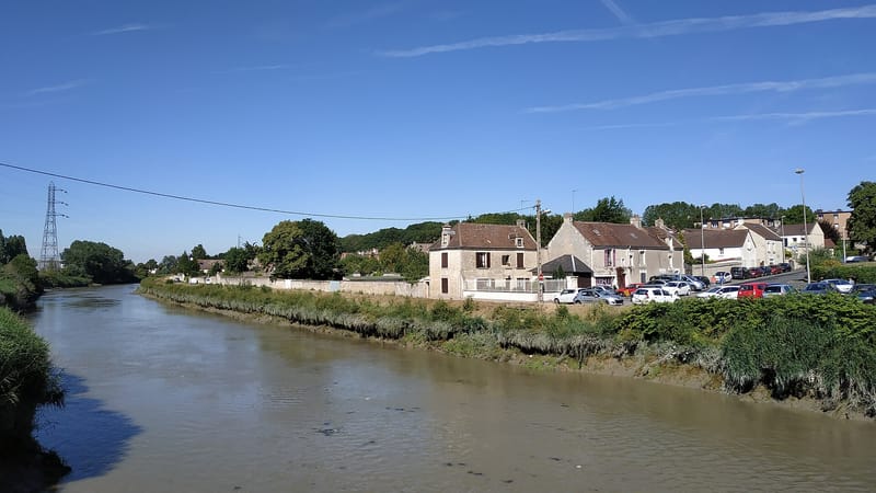 Colombelles — Colombelles village orne
