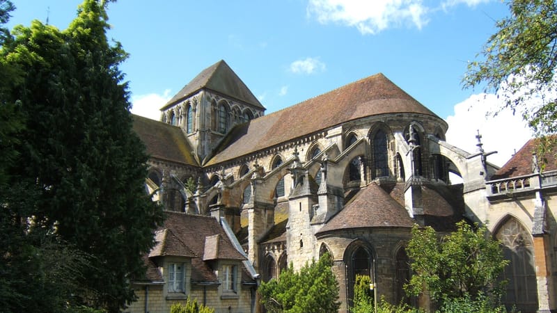 Lisieux — Lisieux-Cathedrale