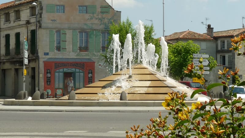 Angoulême — Gondp carref