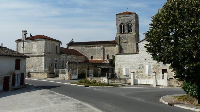 Saint-Yrieix-sur-Charente — Vindelle village