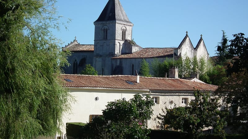Jonzac — Saint-Germain-de-Lusignan