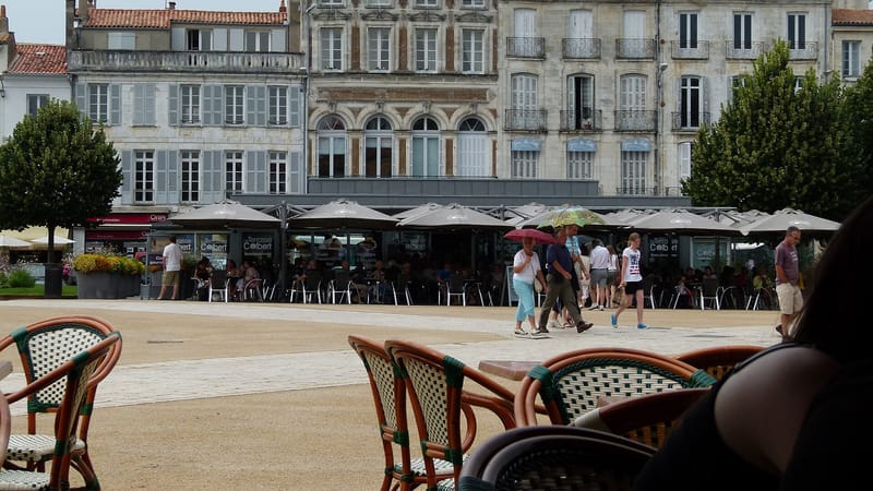 Rochefort — Rochefort17 - Place Colbert2