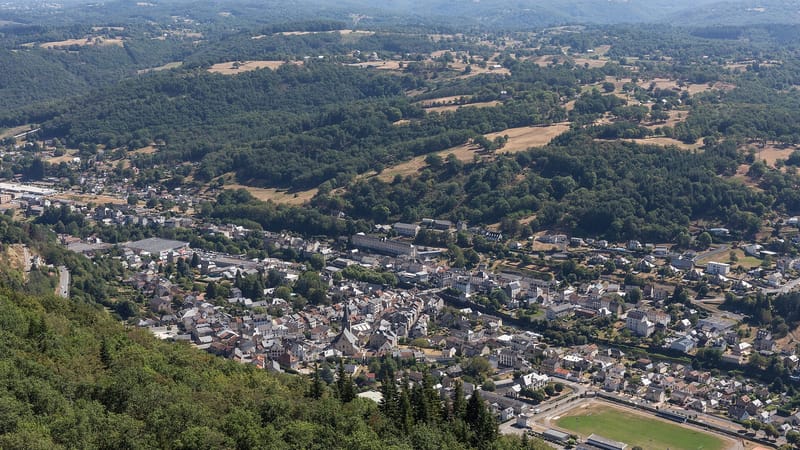 Bort-les-Orgues — Bort-les-Orgues - vue générale depuis les orgues