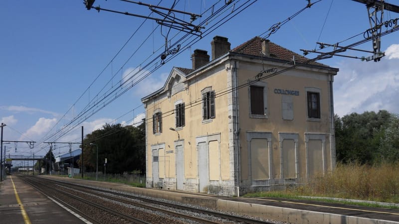 Longchamp — Gare de Collonges (Côte-d'Or)2