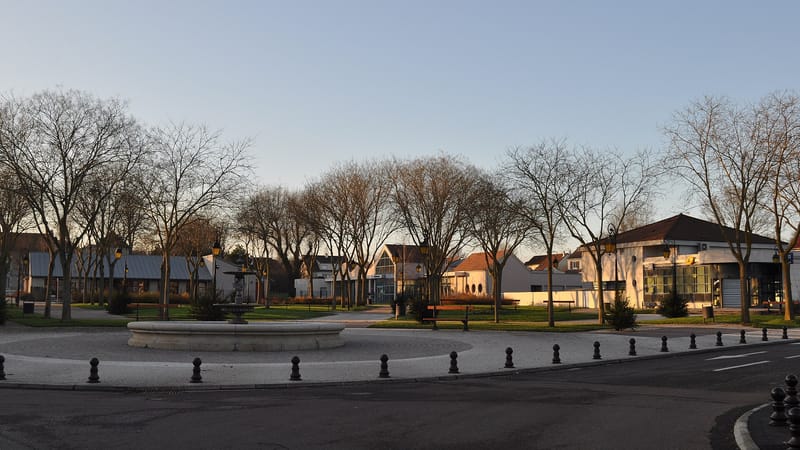 Saint-Apollinaire — Saint-Apollinaire - Place Centrale
