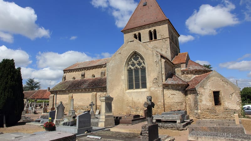 Semur-en-Auxois — Église de Vic-de-Chassenay