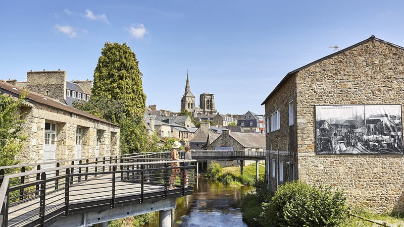Guingamp — Passerelle du Trieux