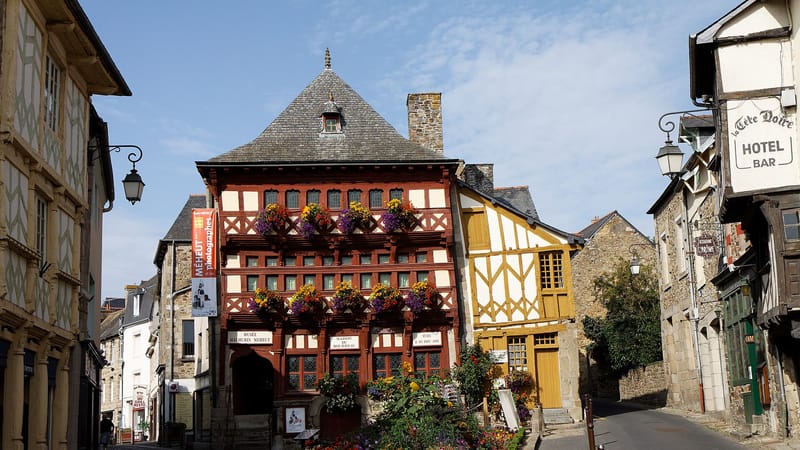 Lamballe-Armor — Lamballe - Maison du Bourreau - 006