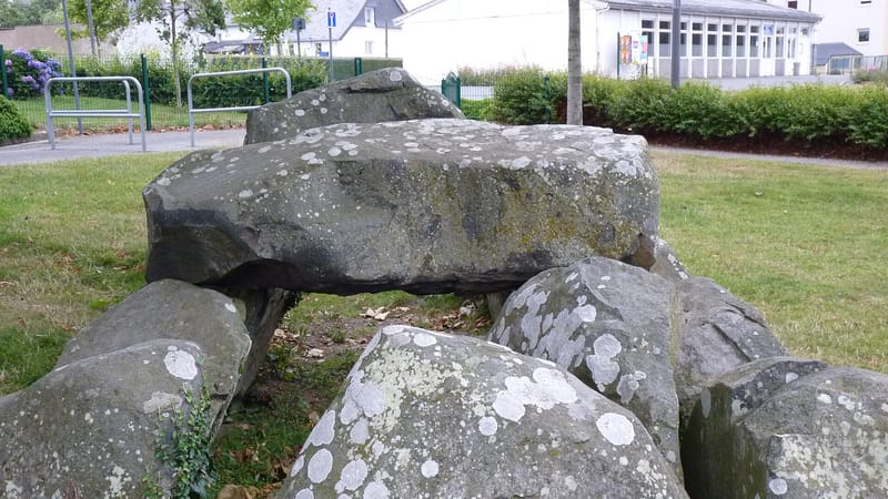 Ploufragan — Allée couverte du Grimolet à Ploufragan 03