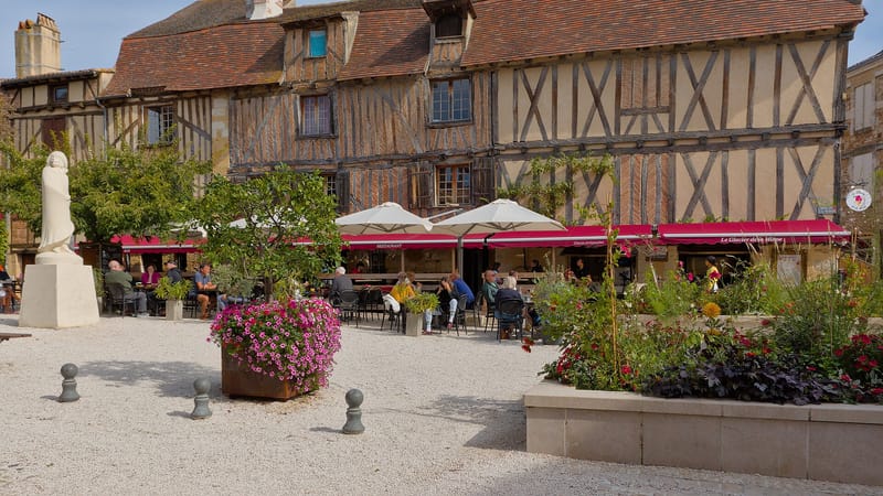 Bergerac — Bergerac - Place de la Myrpe