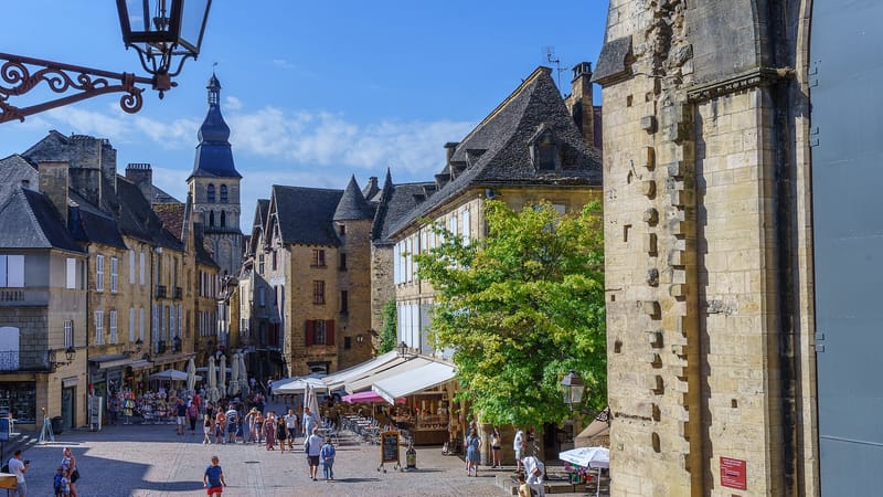 Sarlat-la-Canéda — Sarlat - Place de la Liberté