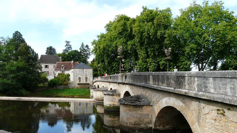 Savignac-les-Églises — Cubjac pont amont