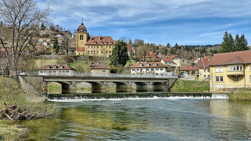 Morteau — Morteau, le pont Rouge
