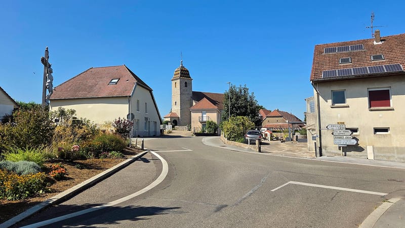 Serre-les-Sapins — Serre-les-Sapins, la place de la Mairie