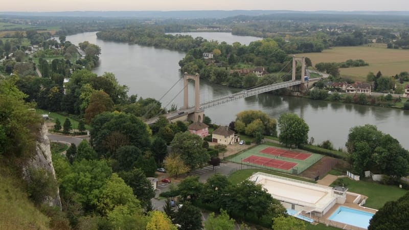 Les Andelys — Pont et Seine Les Andelys