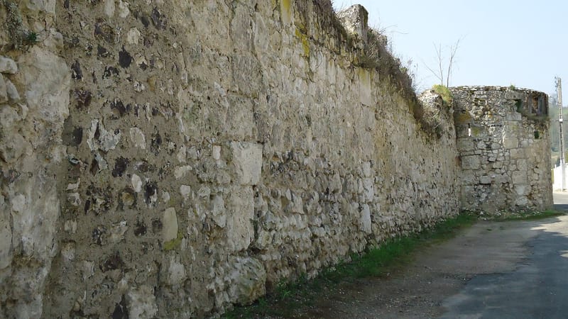 Les Andelys — Les Andelys - Remparts