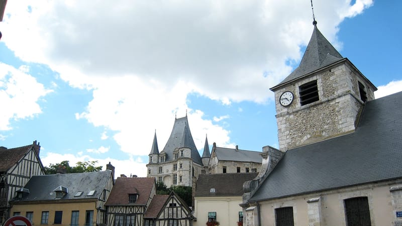 Gaillon — Gaillon-place-de-l-eglise