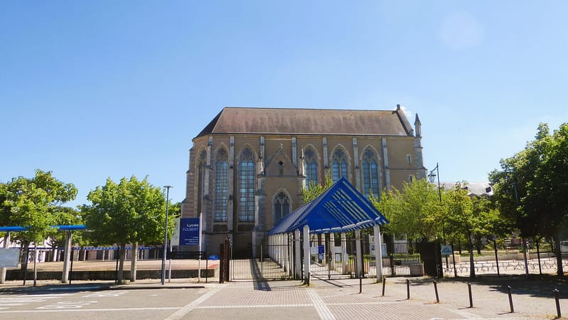 Chartres — Chapelle du lycée Fulbert rue Saint-Chéron Chartres Eure-et-Loir France