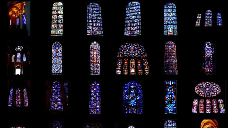 Chartres — Vitraux de la Cathédrale de Chartres