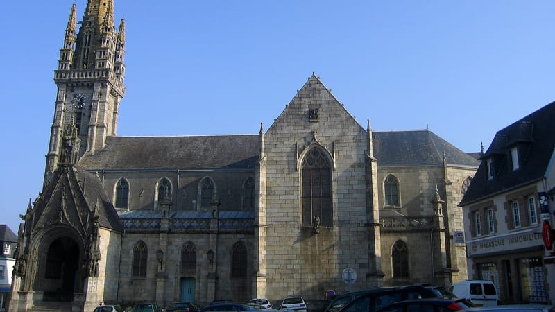 Landivisiau — Eglise de Landivisiau2