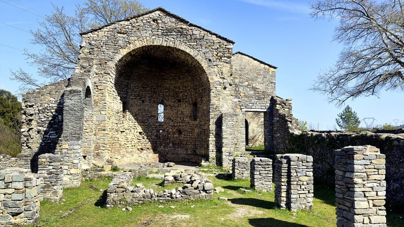 Corte — Corte Église San Giovanni Battista et le baptistère